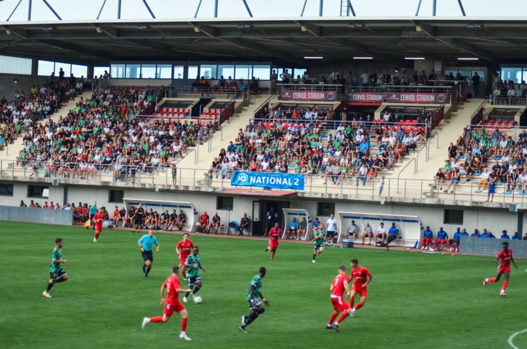 Photo d'une des tribunes lors d'un match amical entre l'ASSE et l'UNFP